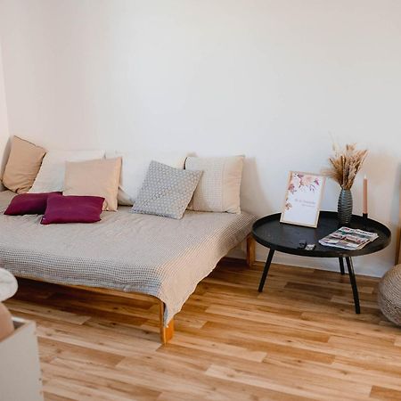 Apartman U Sklepu Sardice Buitenkant foto