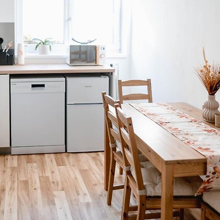 Apartman U Sklepu Sardice Buitenkant foto